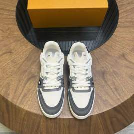 Picture of Louis Vuitton Shoes _SKULVsz38-45hnh073715656